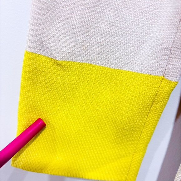 BCBGMAXAZRIA Two-Tone Beige & Yellow Beaded Trim Tunic Top | X-Small * - Picture 10 of 12